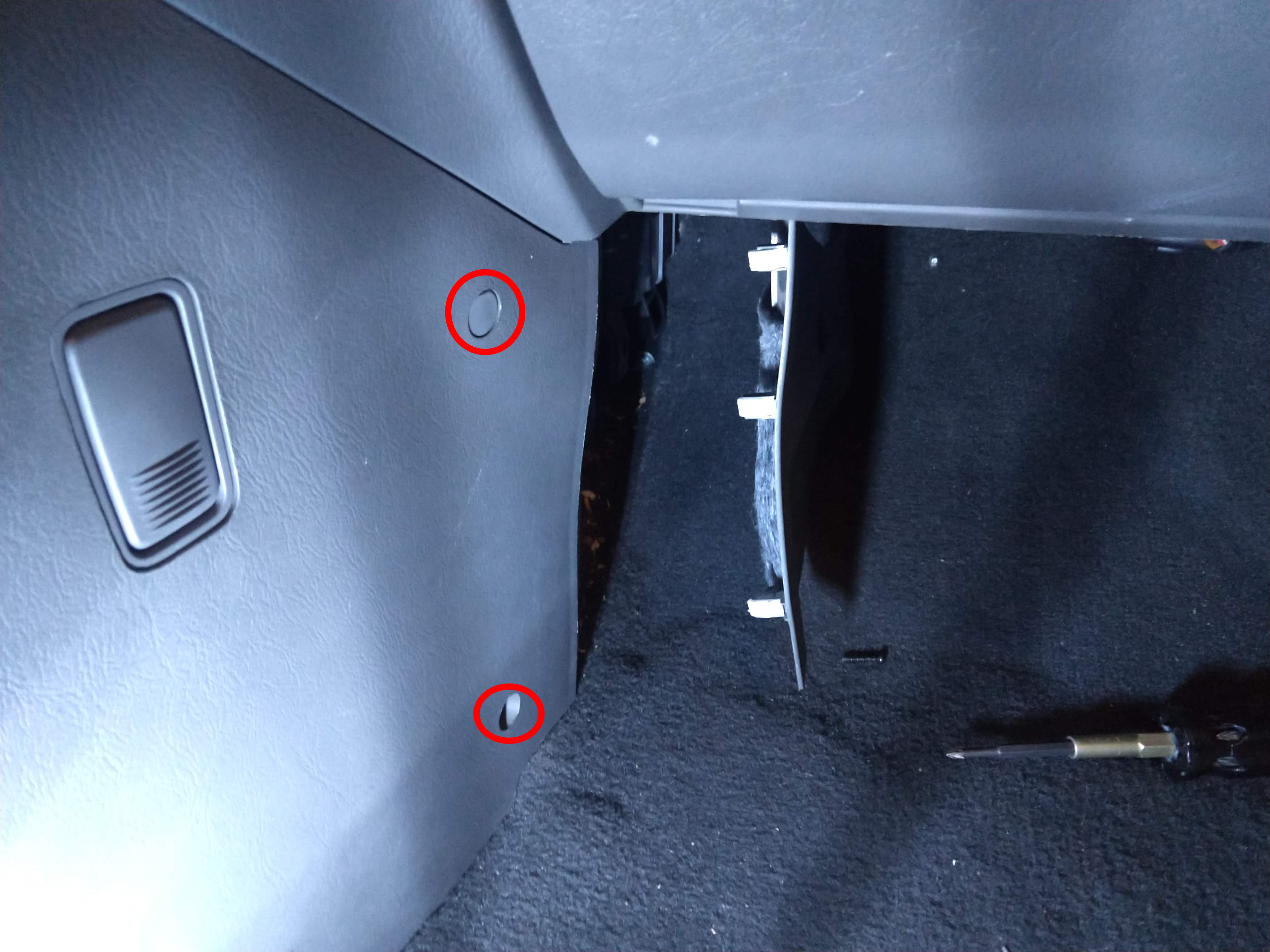 Retrofitting a 2008 Hyundai Tucson with Keyless Entry | Fiddlings